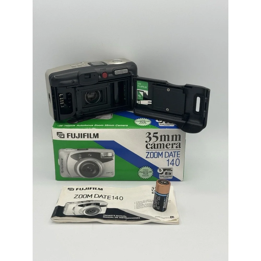 Fujifilm it weighing compact